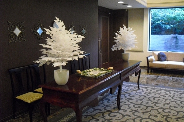 クラフツ ウェディング用の白い木01